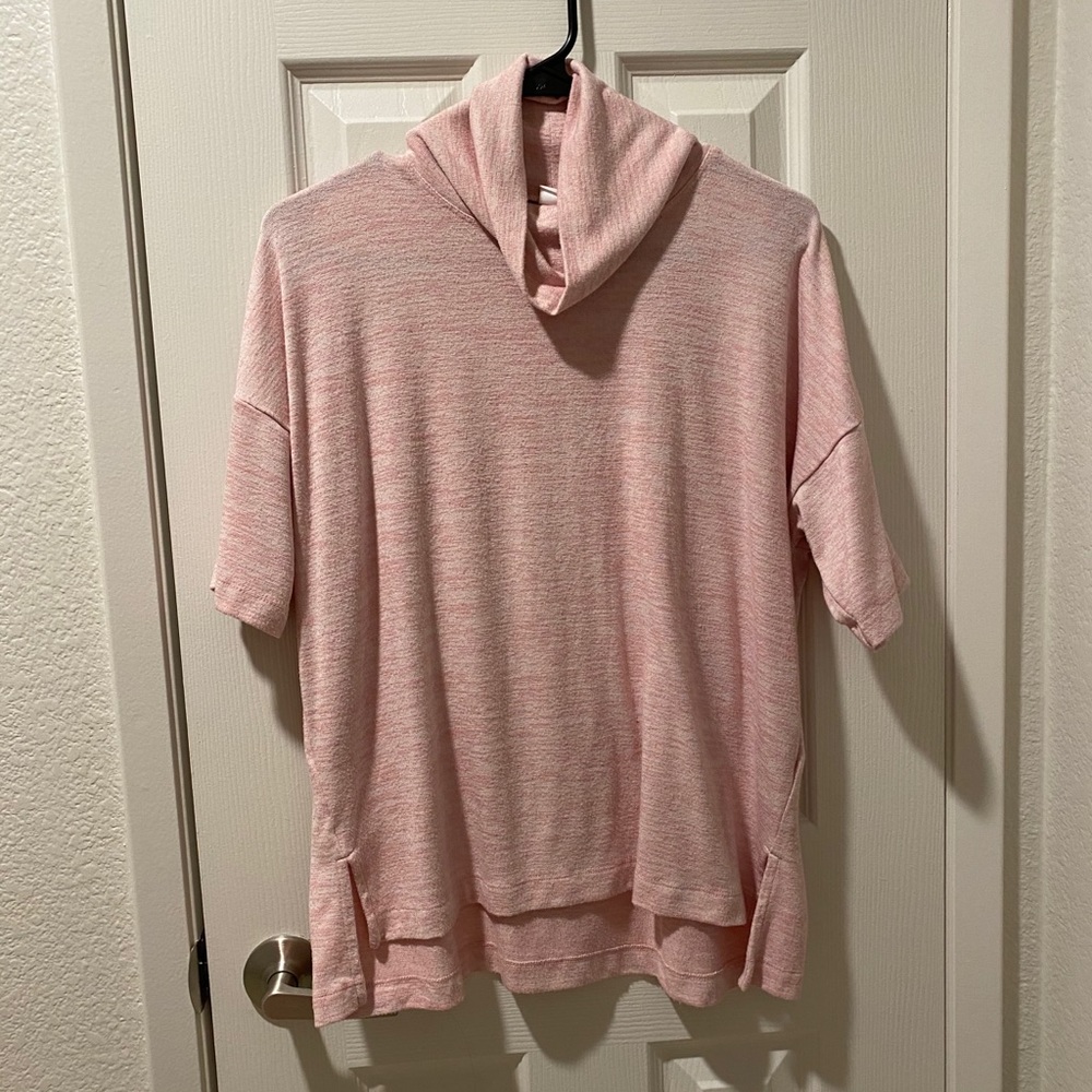 GAP Turtleneck Short Sleeve Sweater